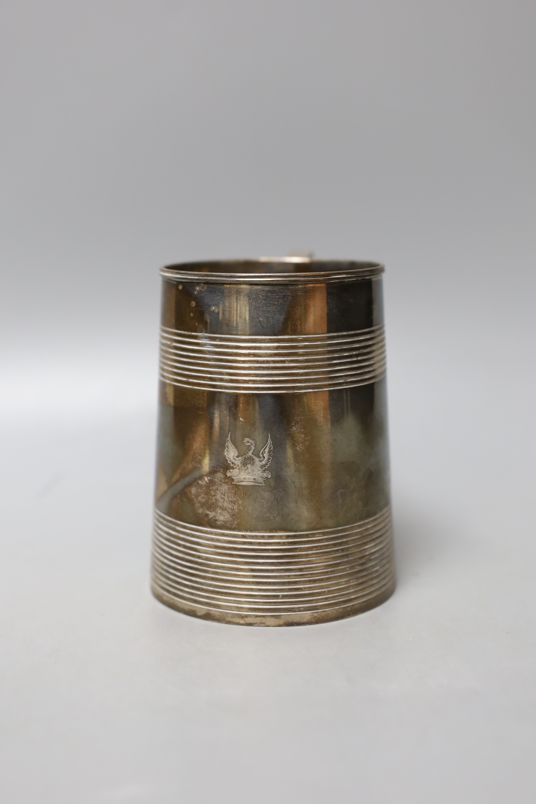 A George III silver mug, with two reeded bands, John Robins, London, 1793, 11.4cm, 363 grams.